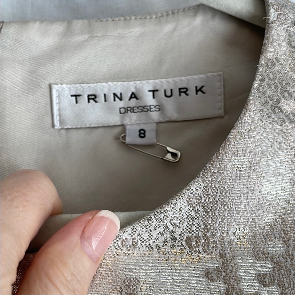 WORN ONCE Trina Turk GORGEOUS Gold Sheath Mini Dress Sleeveless Crew Neck - Picture 2 of 13